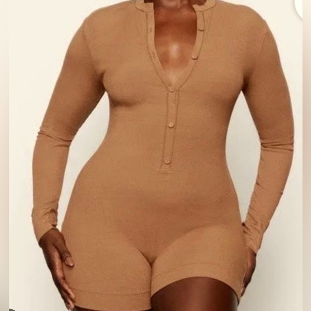SKIMS Soft Lounge Button Up Henley Onesie Romper Camel Tan Brown 2X New NWT 2XL